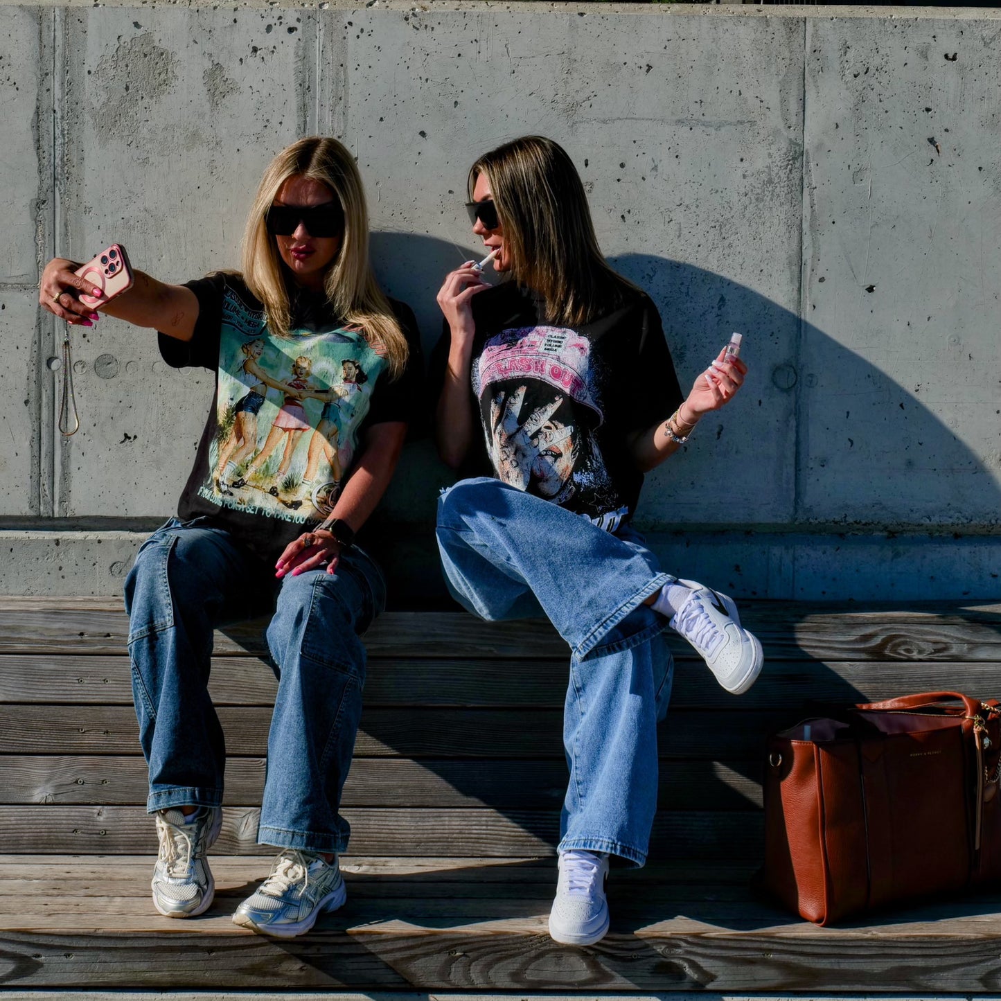 🛸 AREA 613 GRAPHIC TEE