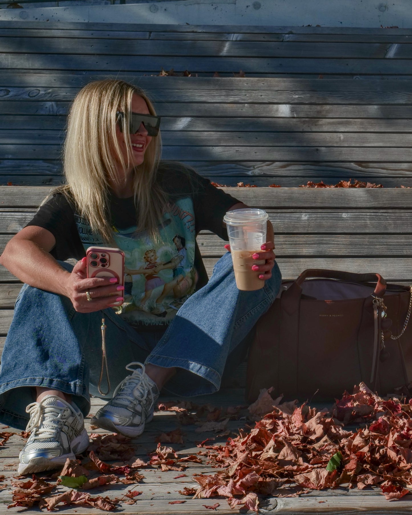 🛸 AREA 613 GRAPHIC TEE