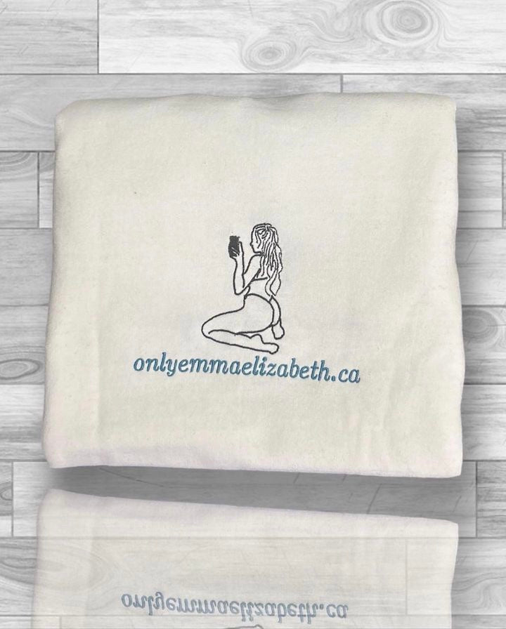 onlyemmaelizabeth crewneck