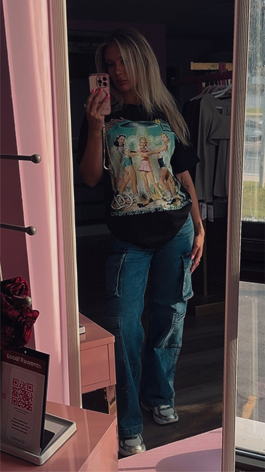 🛸 AREA 613 GRAPHIC TEE